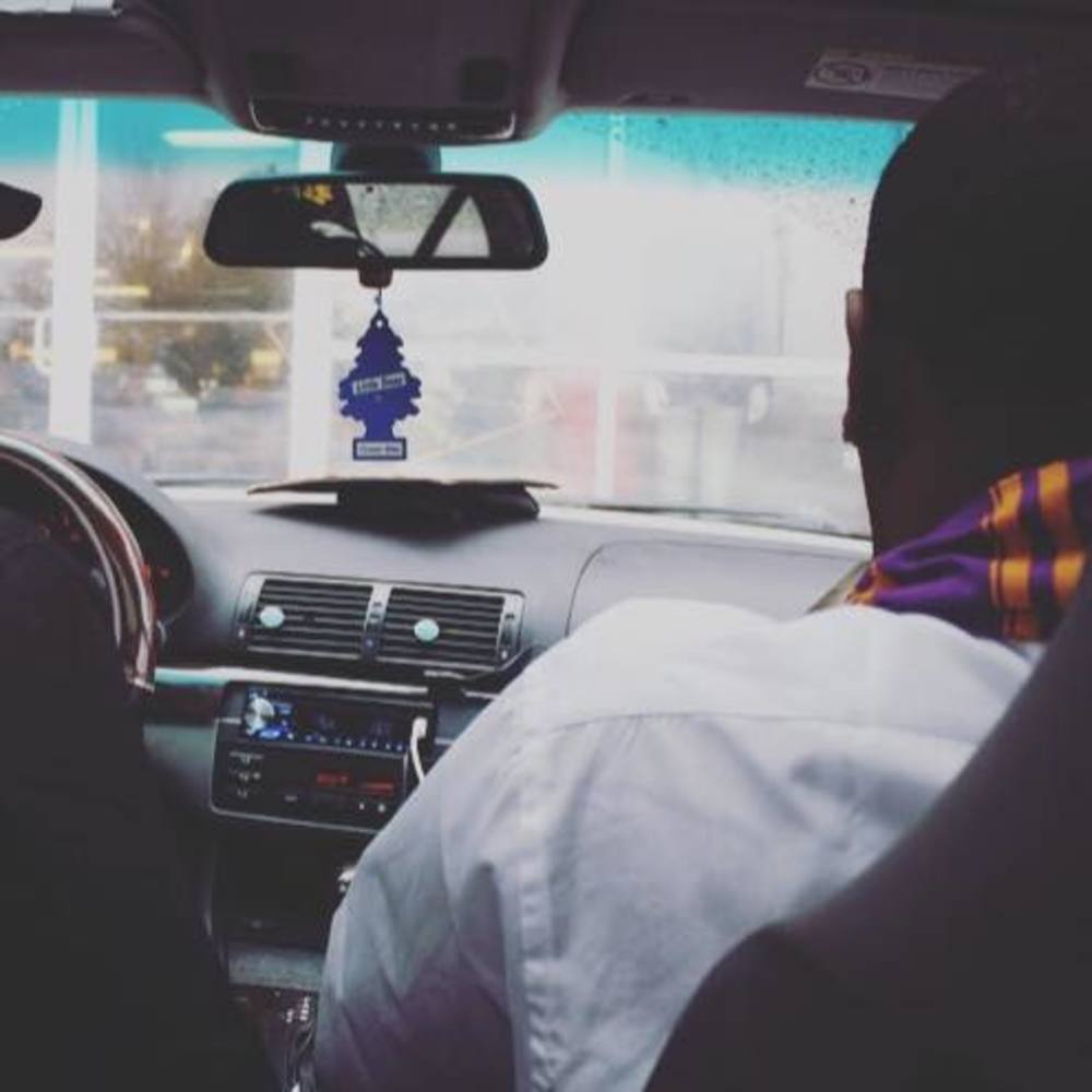 Meet your Posher, Travis